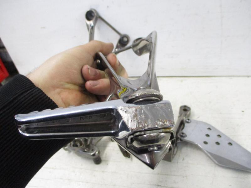 07 Kawasaki ZX6R Ninja P Front Rear Left Right Foot Pegs and